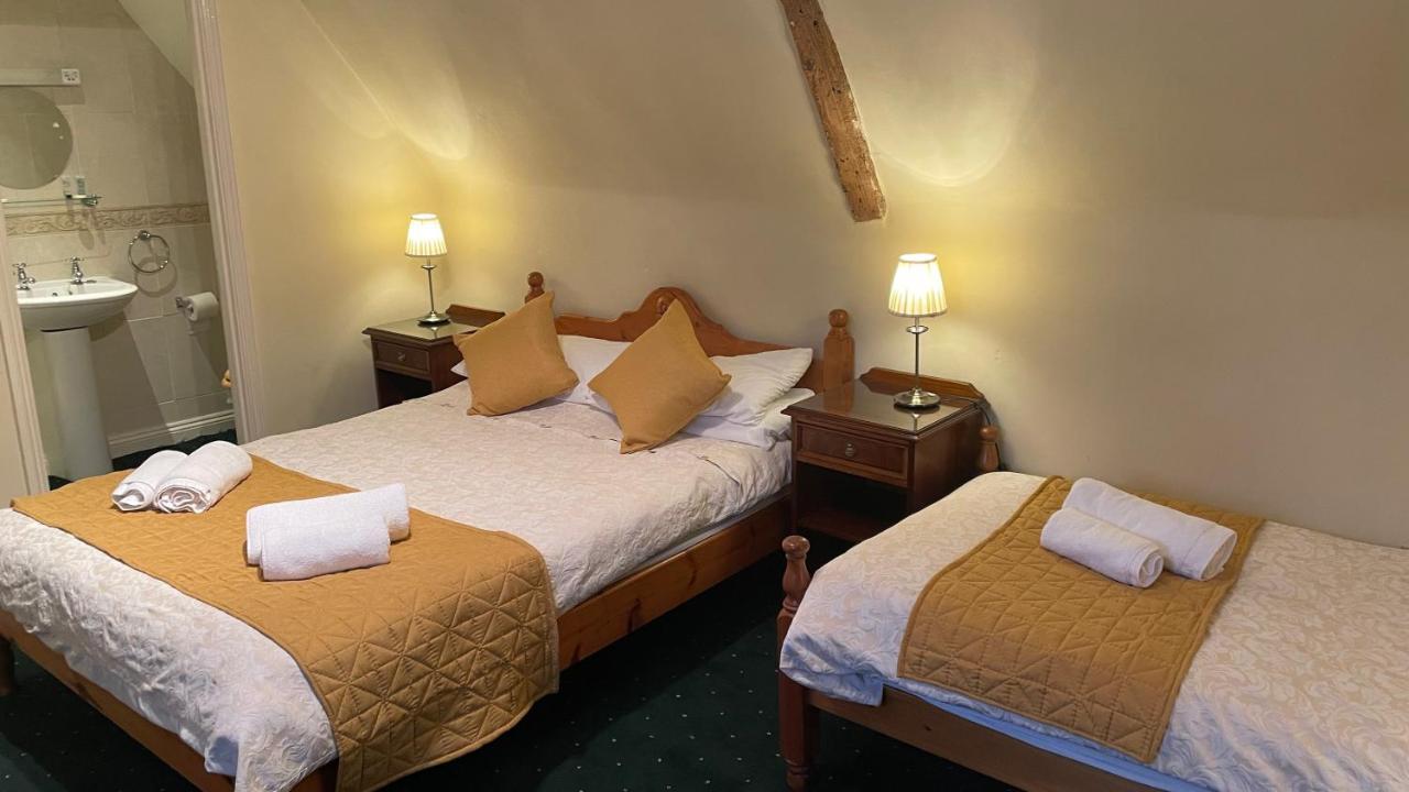 Crown Hotel ダウンハム・マーケット エクステリア 写真
